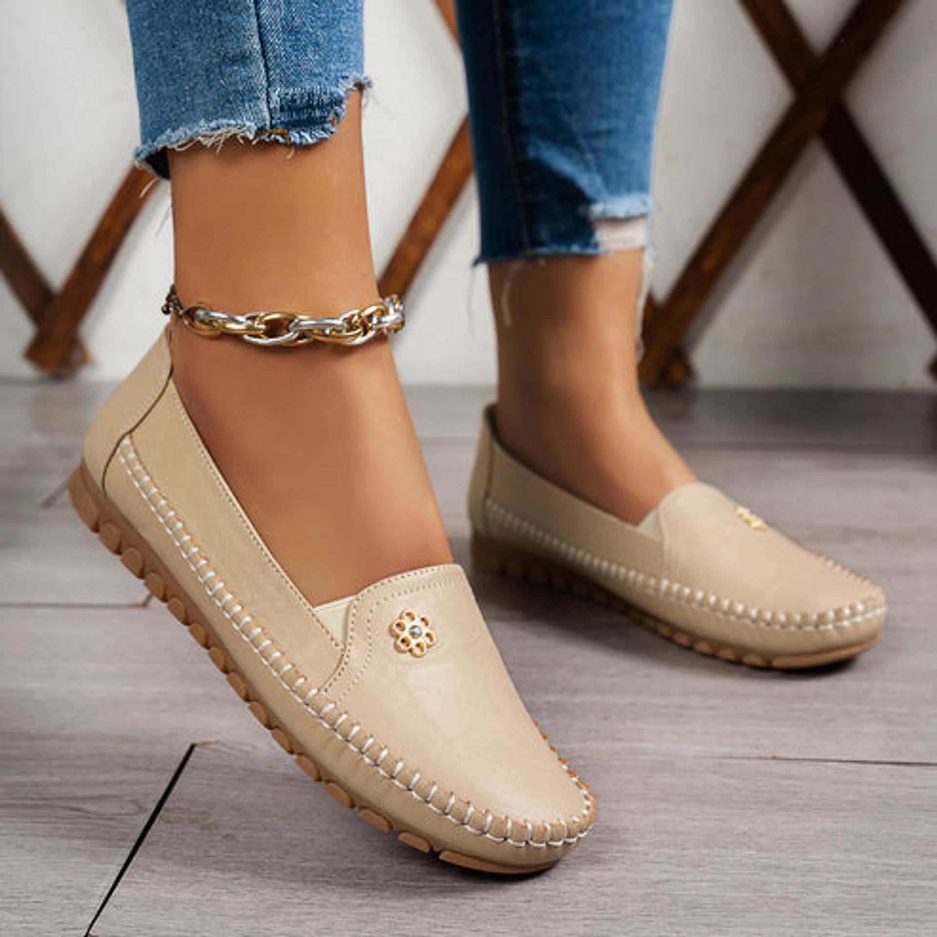 Women's Lightweight Comfort Leather Walking Shoes – Breathable & Anti-Slip - image 3