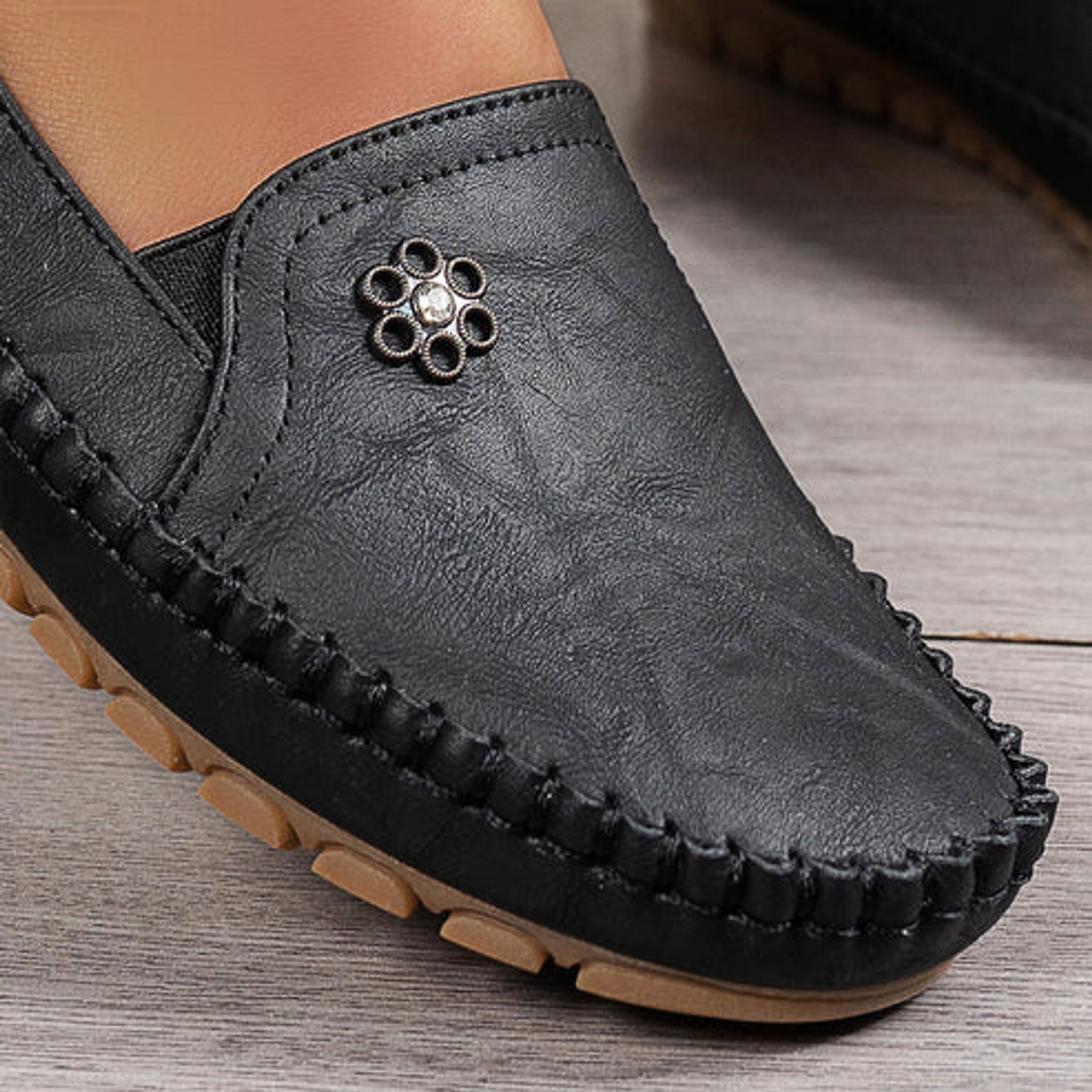 Women's Lightweight Comfort Leather Walking Shoes – Breathable & Anti-Slip - image 8