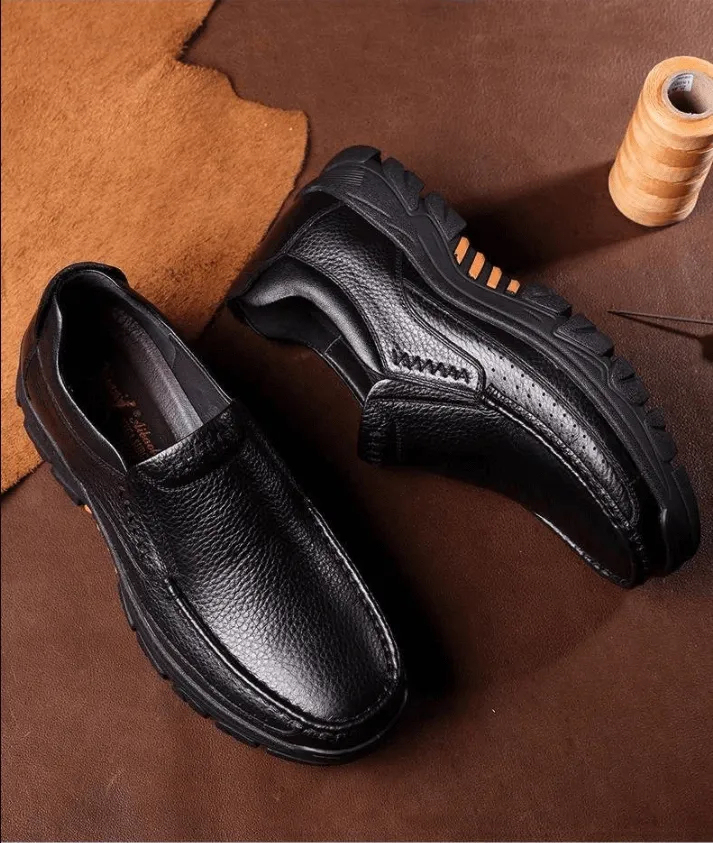 ⏰Limited Time Offer--50% OFF 🎉Men's waterproof and non-slip soft insole corrective leather shoes