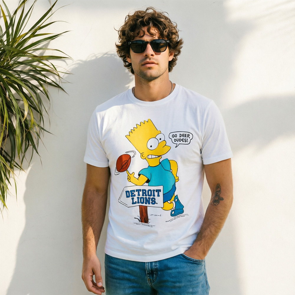 Football-Inspired Cartoon Graphic Athletic Streetwear T-Shirt – Casual Short Sleeve Tee
