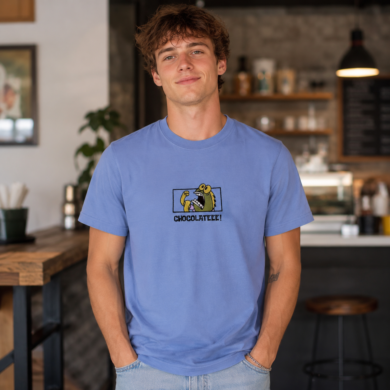 Minimalist Cartoon Monster Graphic T-Shirt – “CHOCOLATEEE!” Casual Streetwear Cotton Tee