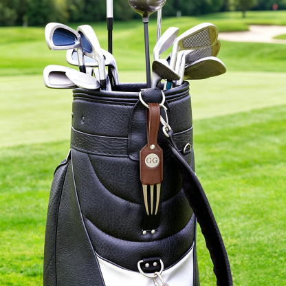 Personalized Leather Golf Tee Holder with Monogram, Custom Name Golf Tee Holder with 7 Tees, Father's Day Gift for Golf Lovers