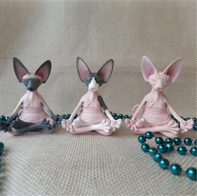  Sphynx cat meditate Figurines