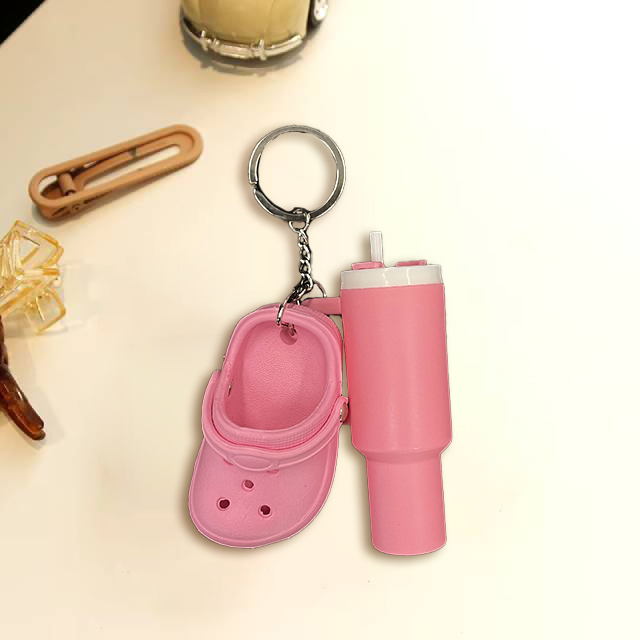 Mini cup + Crocs keychain