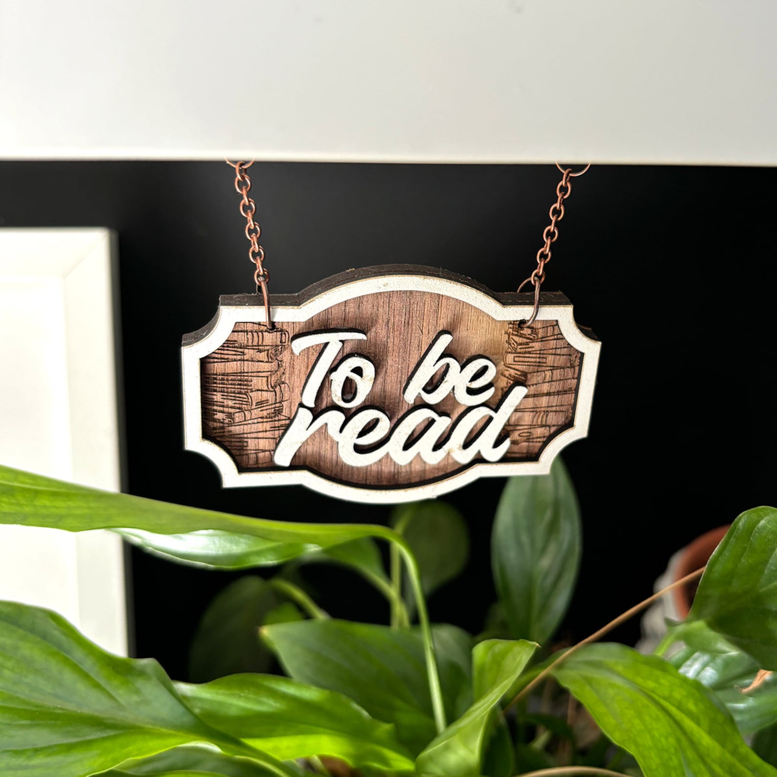 📚To be Read Bookshelf Sign