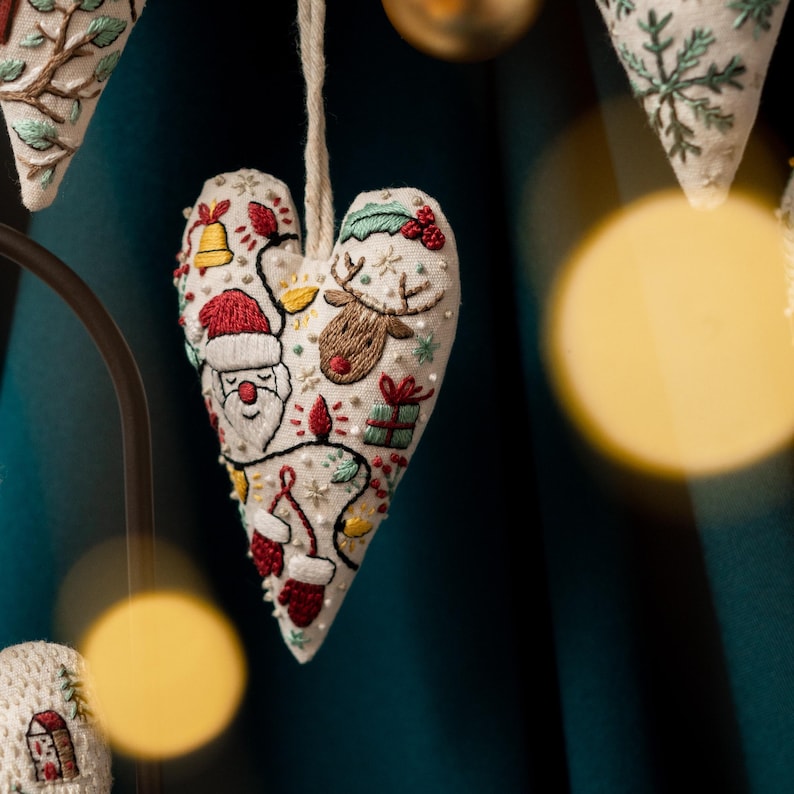 ❤️DIY Heart Shaped Christmas Ornament Embroidery Kit