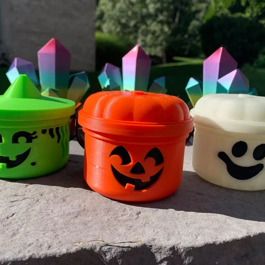 🎃Mini Halloween Nostalgia Bucket