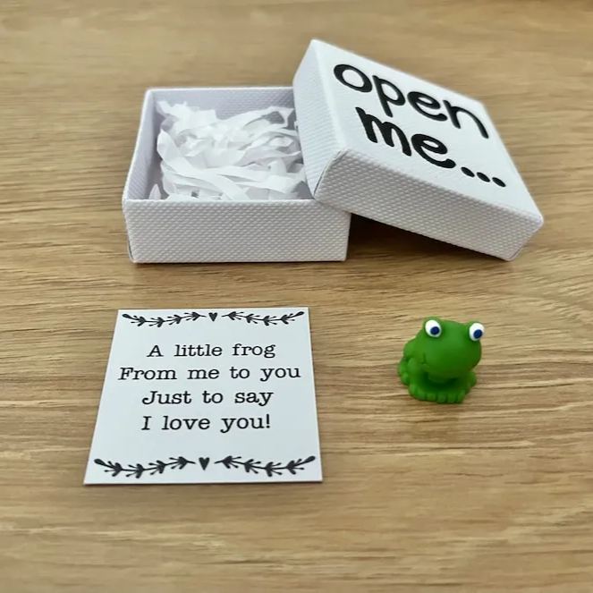 Long Distance Relationship Gifts