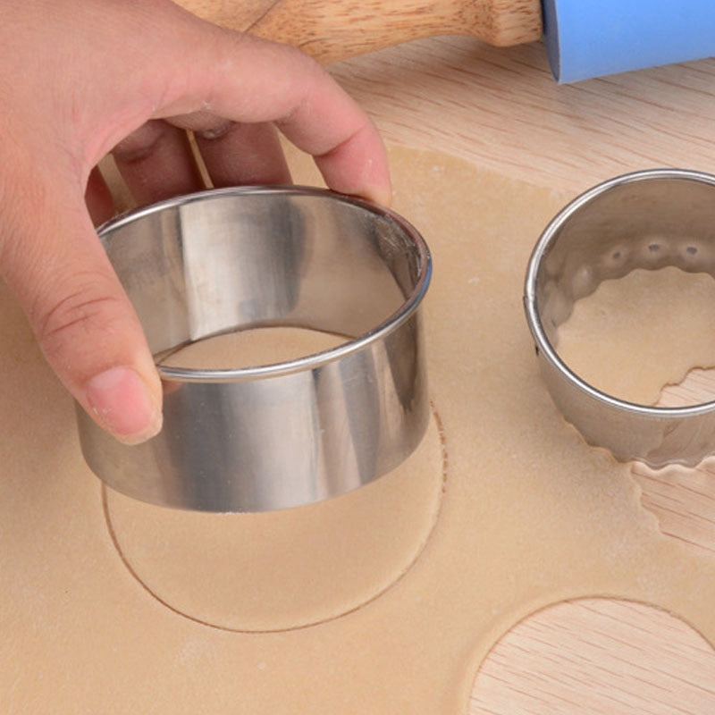 3pcs Round Shaped Dough Cutter-Grand Kitchen