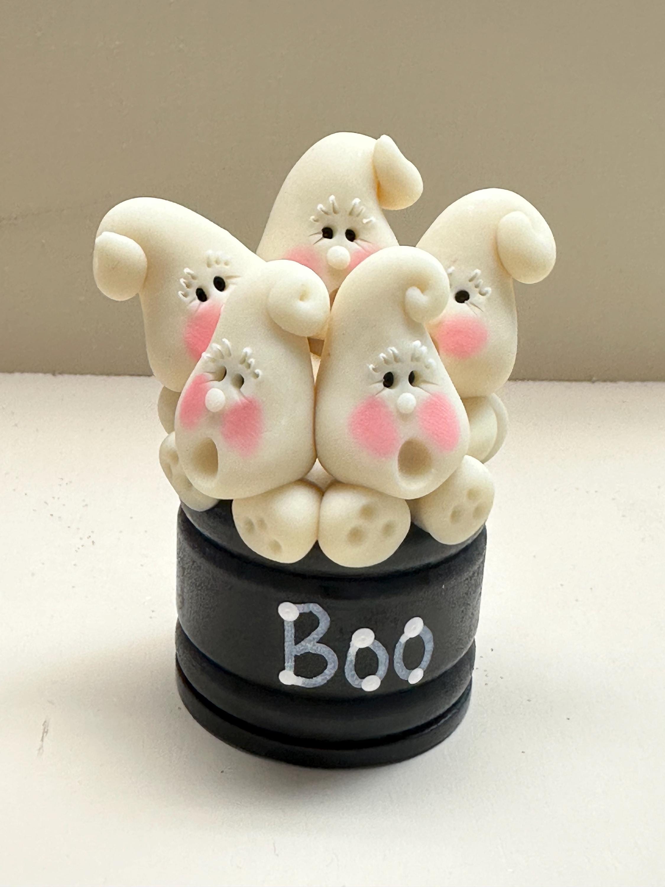 Bucket of Snowmen
