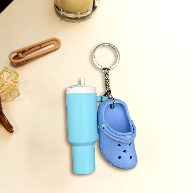 Mini cup + Crocs keychain