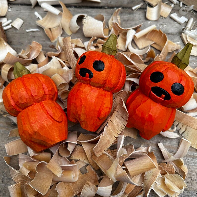 Halloween Wooden Carving Pumpkin Sculpture