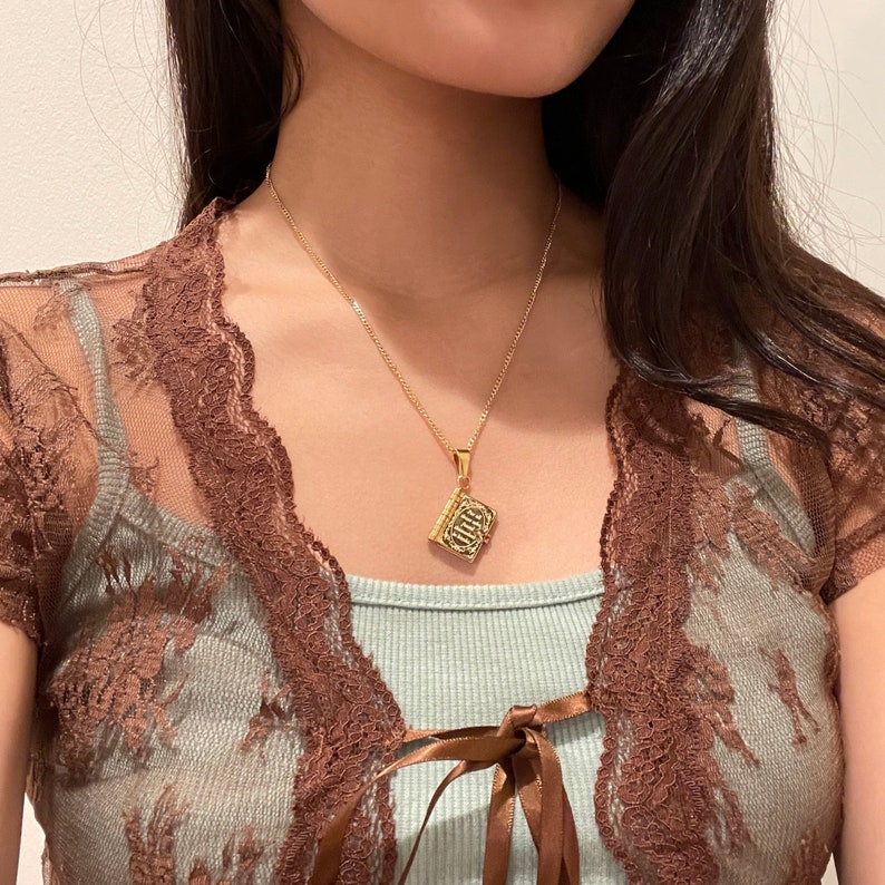 Book Lovers Necklace - Engraved Openable Book Chain Pendant Necklace