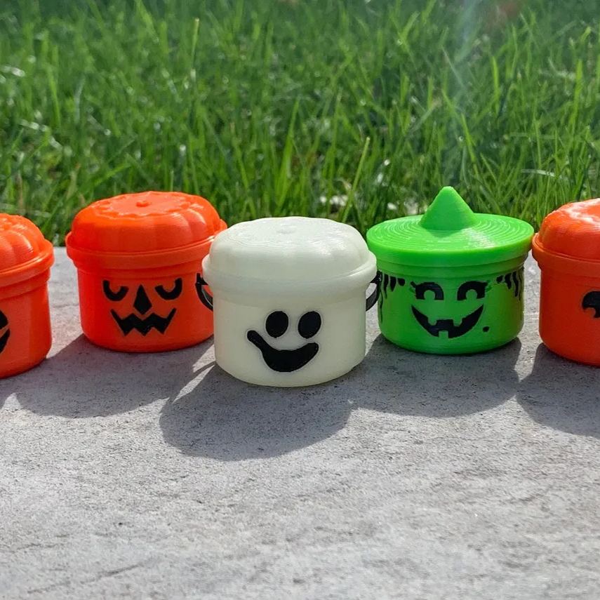 🎃Mini Halloween Nostalgia Bucket