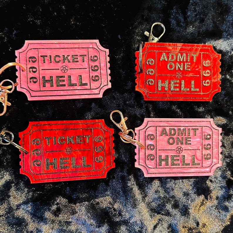 😈TICKET TO HELL keychain