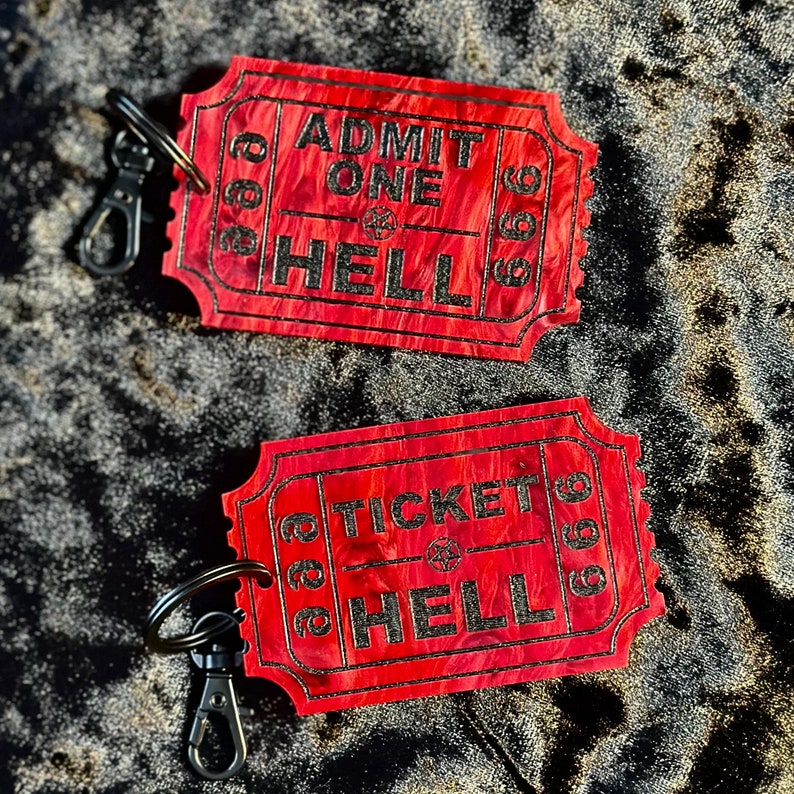 😈TICKET TO HELL keychain