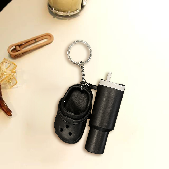 Mini cup + Crocs keychain