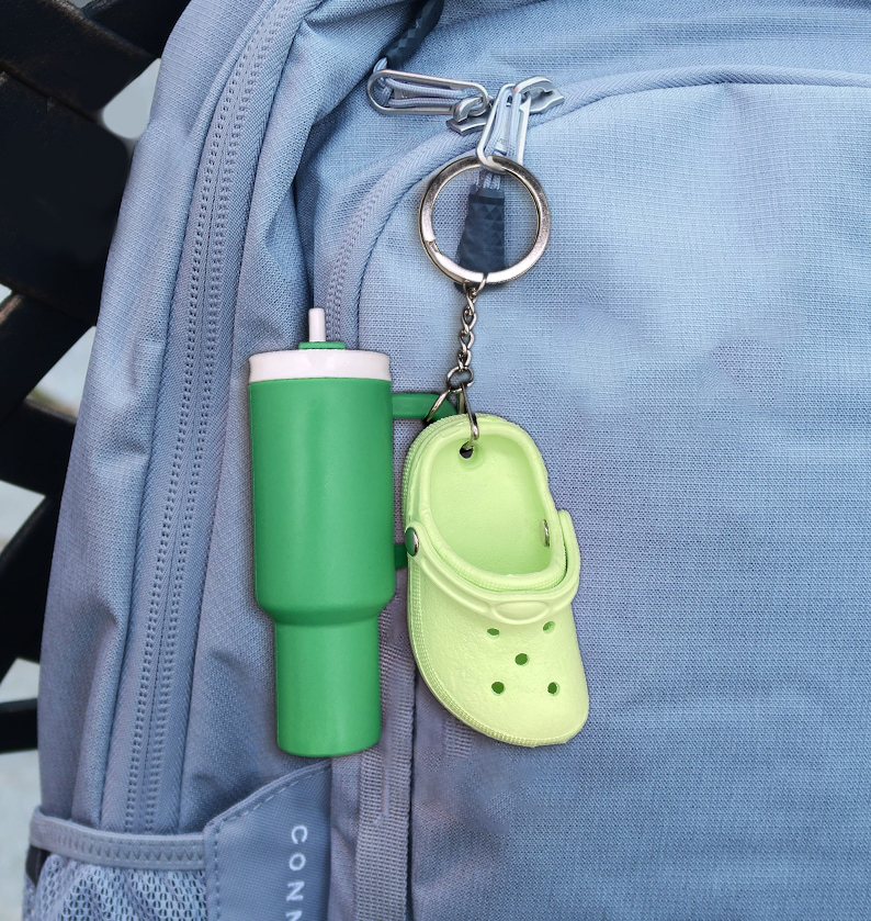 Mini cup + Crocs keychain