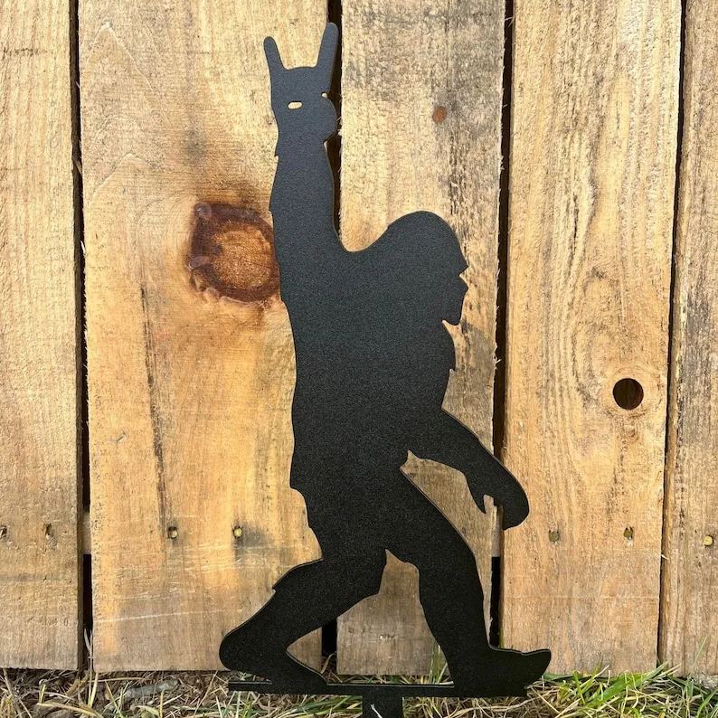 Bigfoot Garden Stake👣
