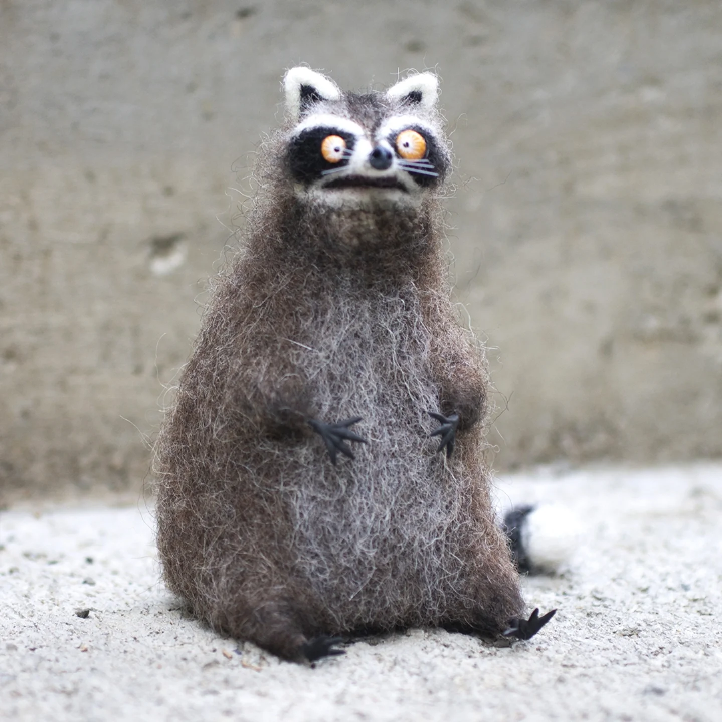 🐭👀Handmade Wool Felt Quirky: The Wonky-Eyed Panic Pal