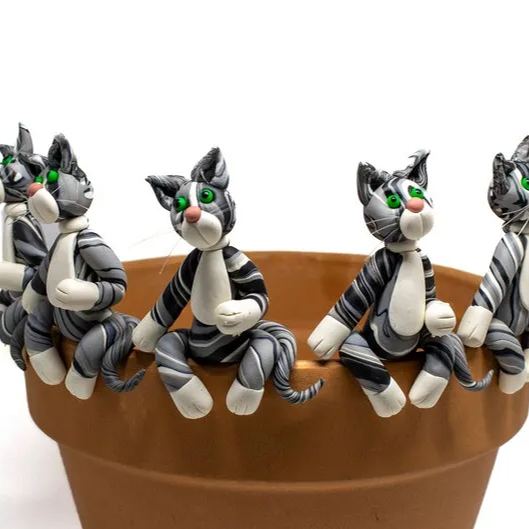 Funny Cat Pot Sitter