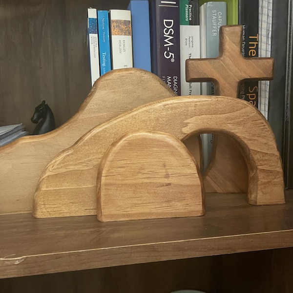 Empty Tomb Easter Display