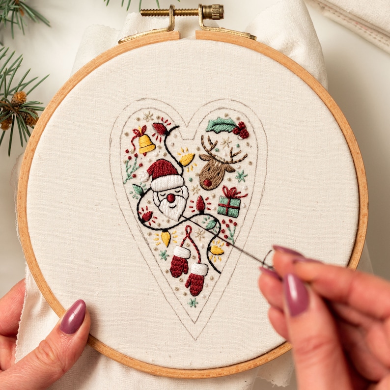 ❤️DIY Heart Shaped Christmas Ornament Embroidery Kit