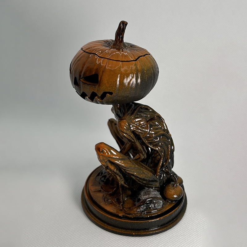 Halloween skellington statue monster 