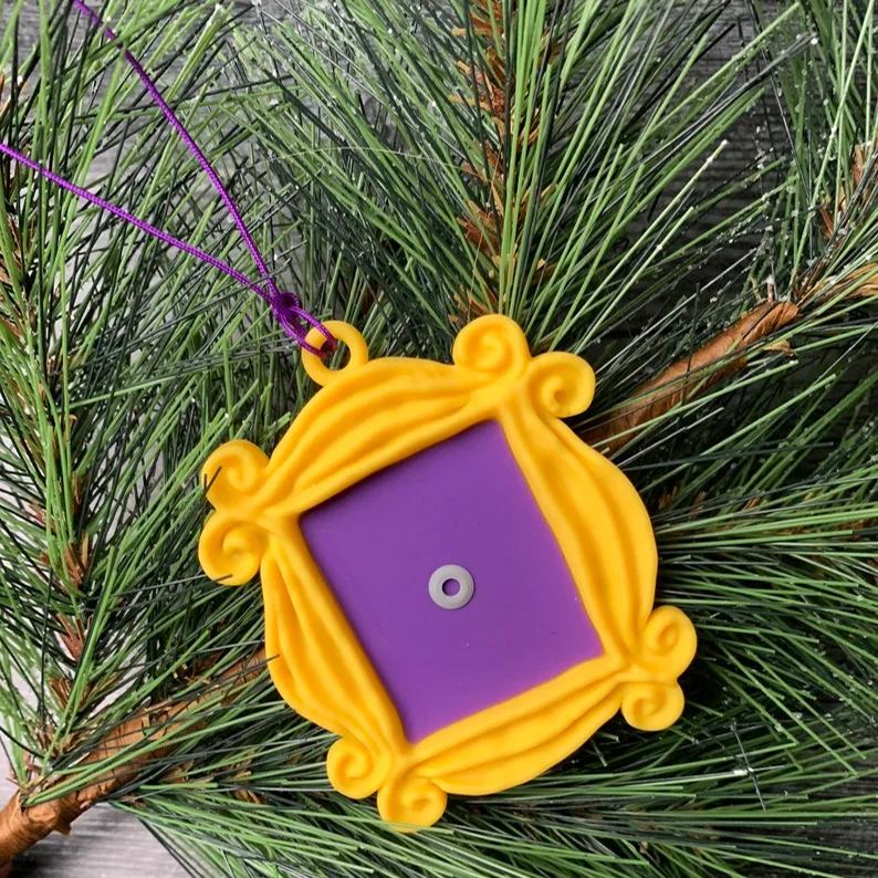Friends Christmas Ornament Set