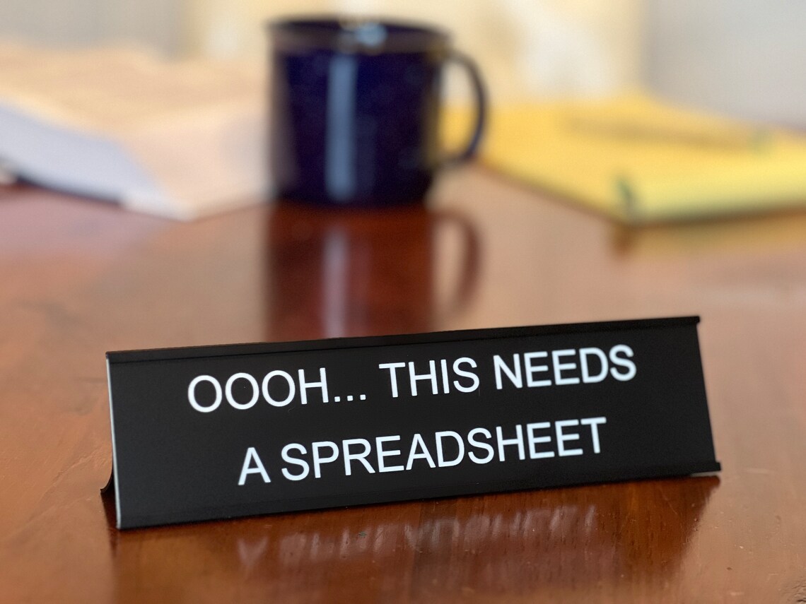 Amusing Desk Plate Office Decor