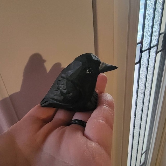🐦Adorable Miniature Wooden Bird Statue😍