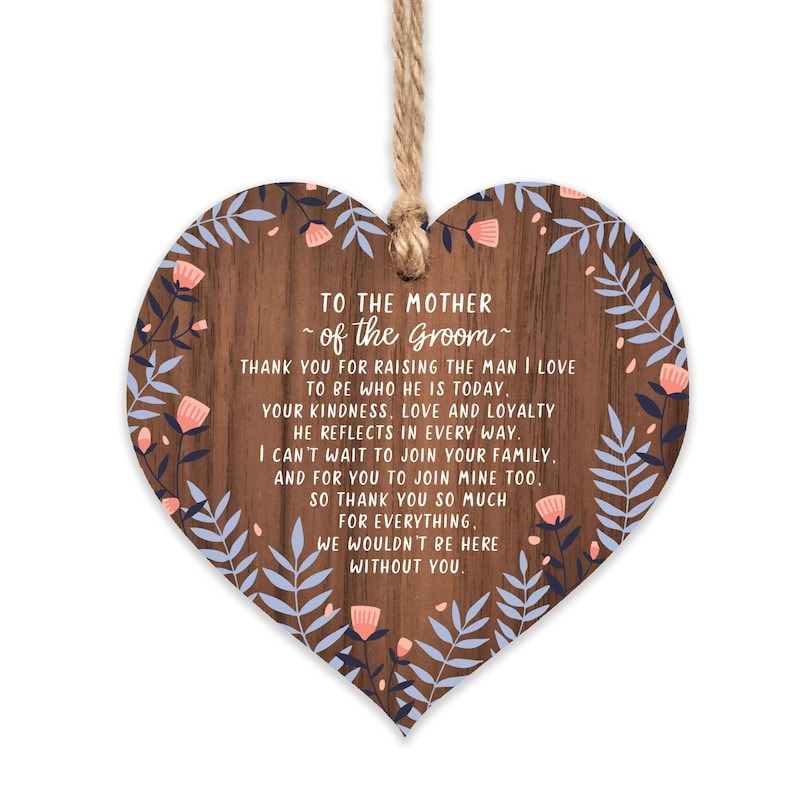 ❤️‍🔥Cherish the Moment:  Hanging Wooden Heart - Perfect Mother of the Bride and Groom Gift!"🎁