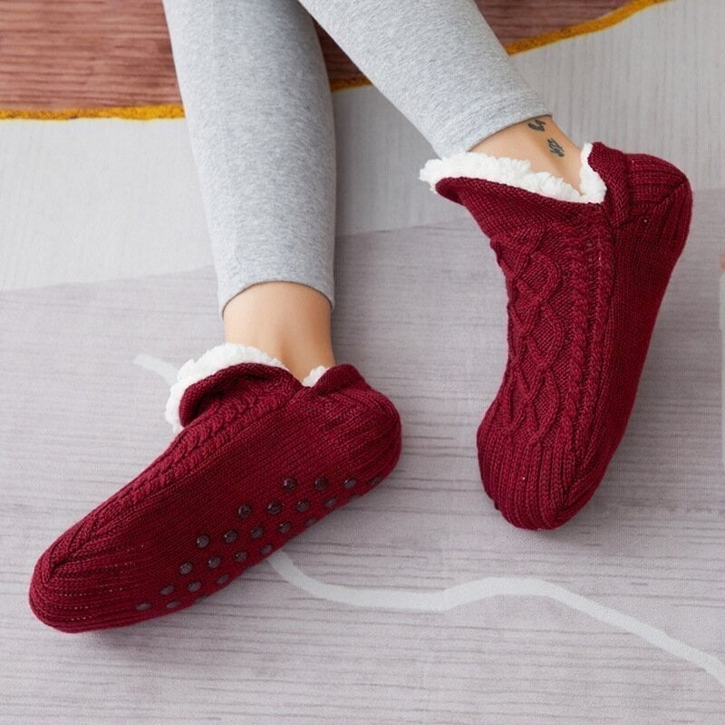 Indoor Non-slip Thermal Socks✅ Bye to Numbness, Pain and Swelling ✅ Foot issues and sensitive feet ✅ Help increase blood flow and circulation.