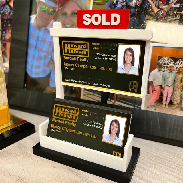 🔥70% OFF LAST DAY - Customize Real Estate Business Card Display