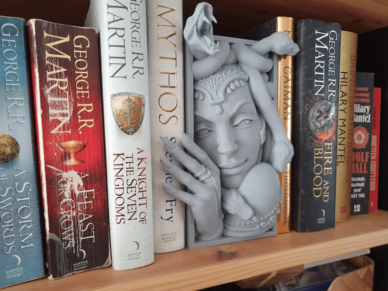 🐍Medusa Book Nook