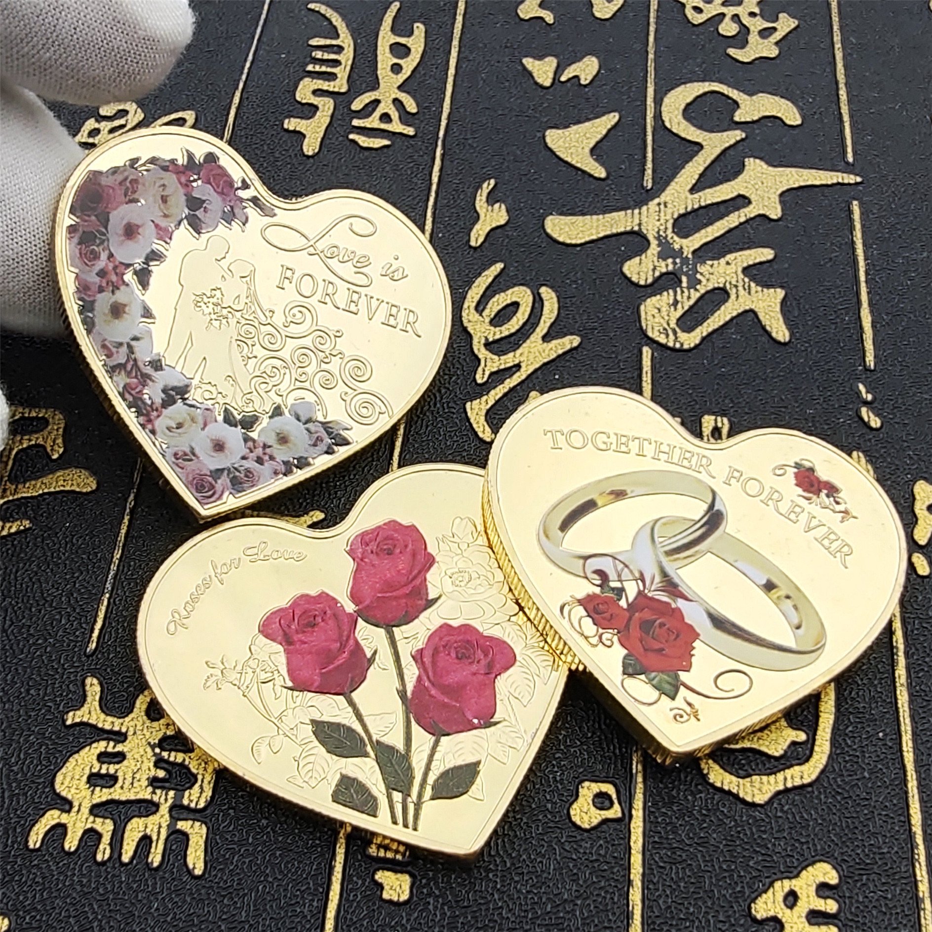Heart Shaped Rose Coin "I Love You" in 52 Languages