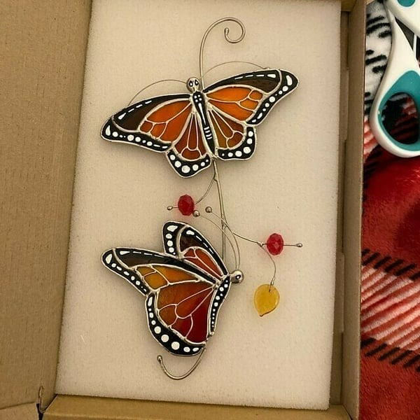 💖Stained monarch butterfly glass window decor🦋
