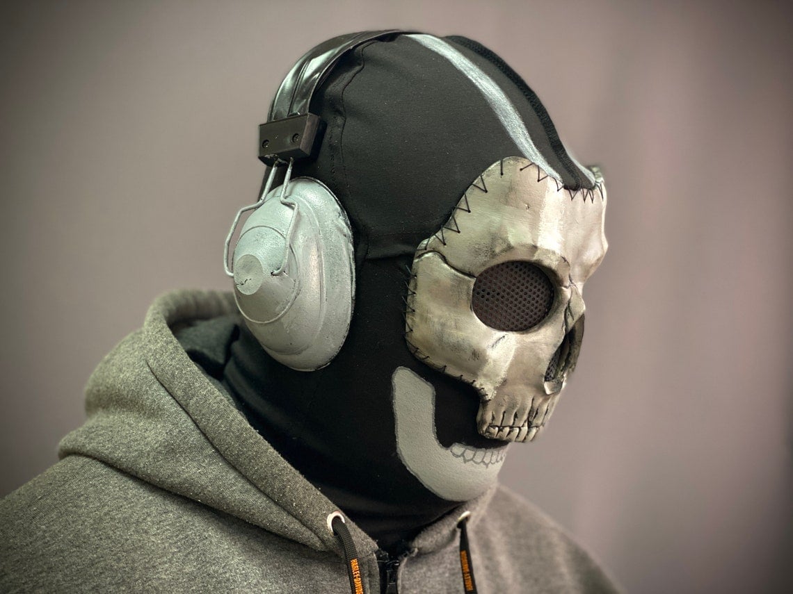 💀COD MWII Ghost Mask 2022