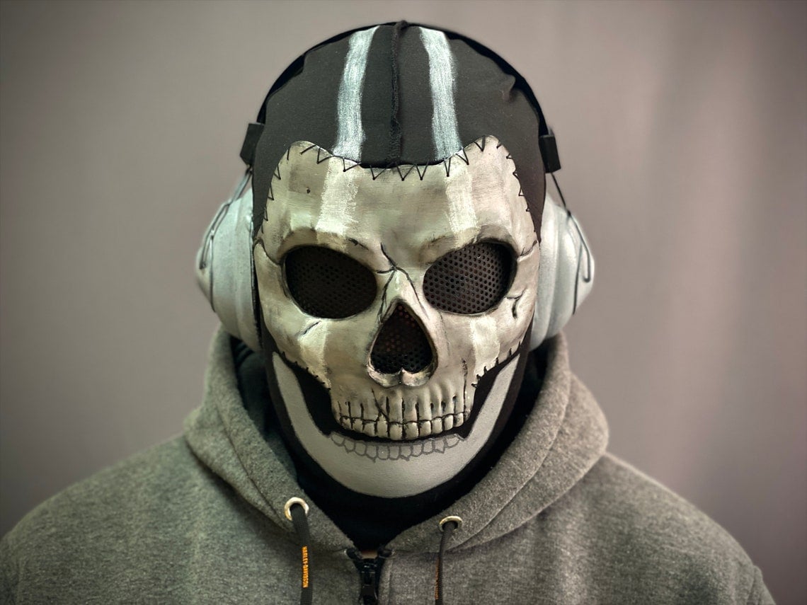 💀COD MWII Ghost Mask 2022