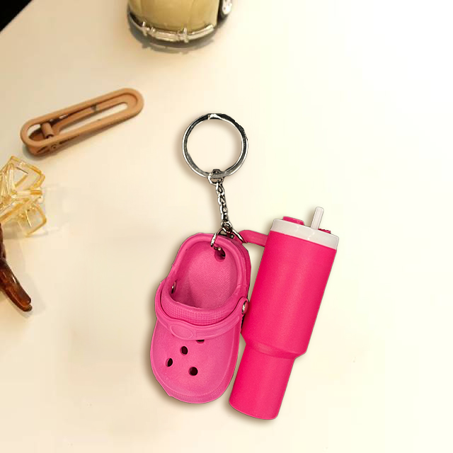 Mini cup + Crocs keychain