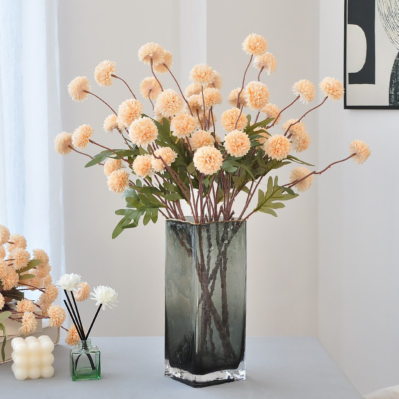 🔥2026 Hot Sale - Faux Kiku Flower💐
