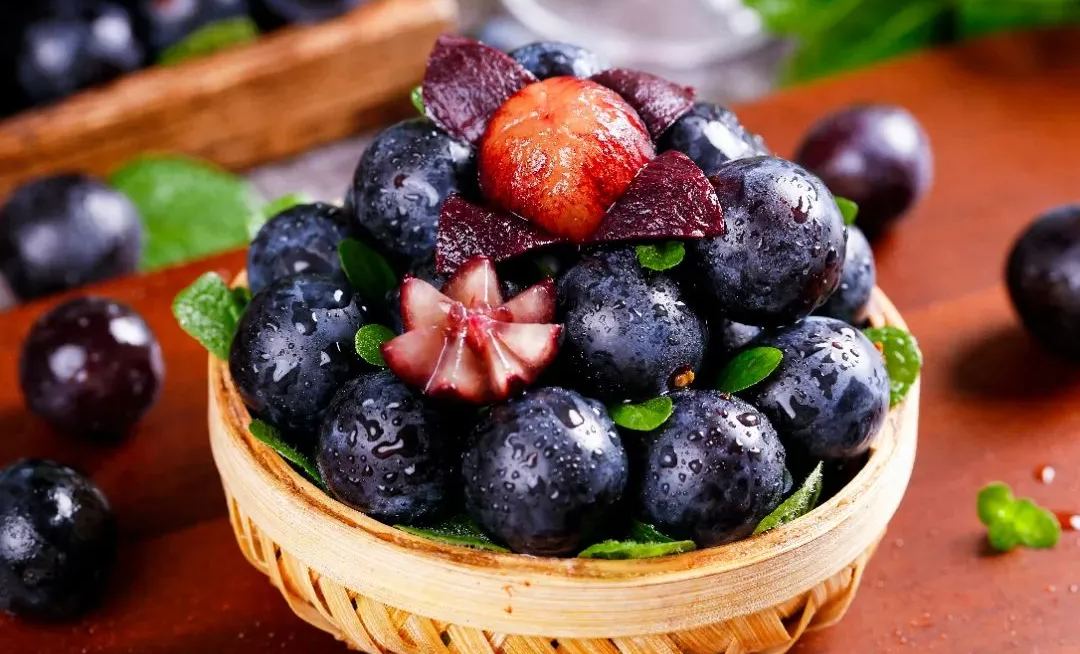 🍇 Giant Grape Seeds for Planting – Grow Large, Sweet & Juicy Grapes at Home 🌿