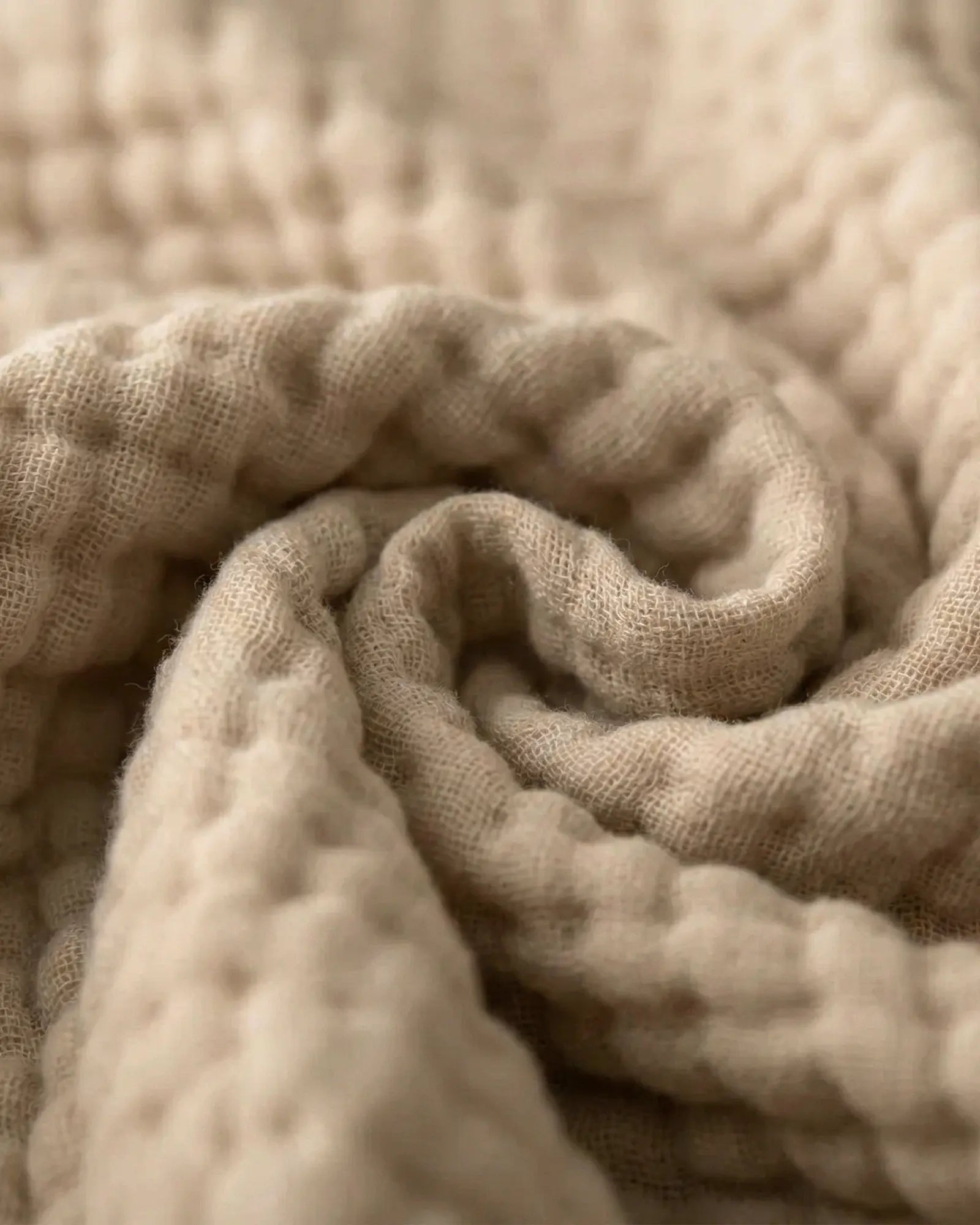 ☁️ Soft & Breathable Muslin Cotton Blanket