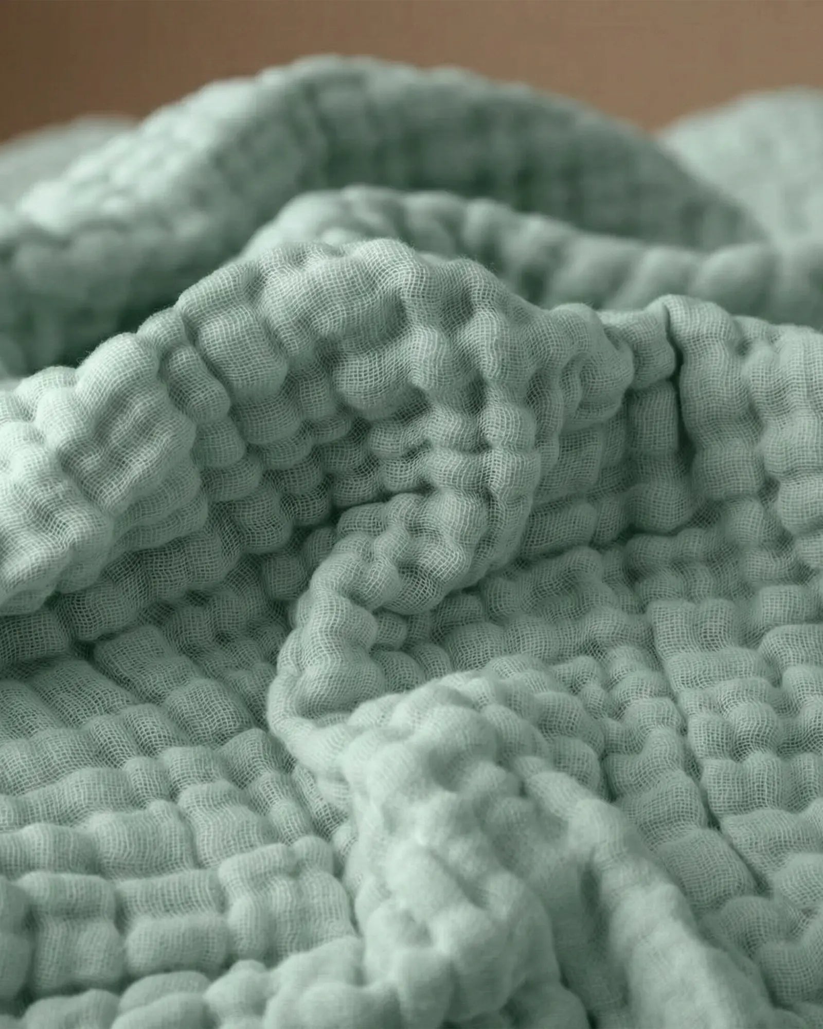 ☁️ Soft & Breathable Muslin Cotton Blanket