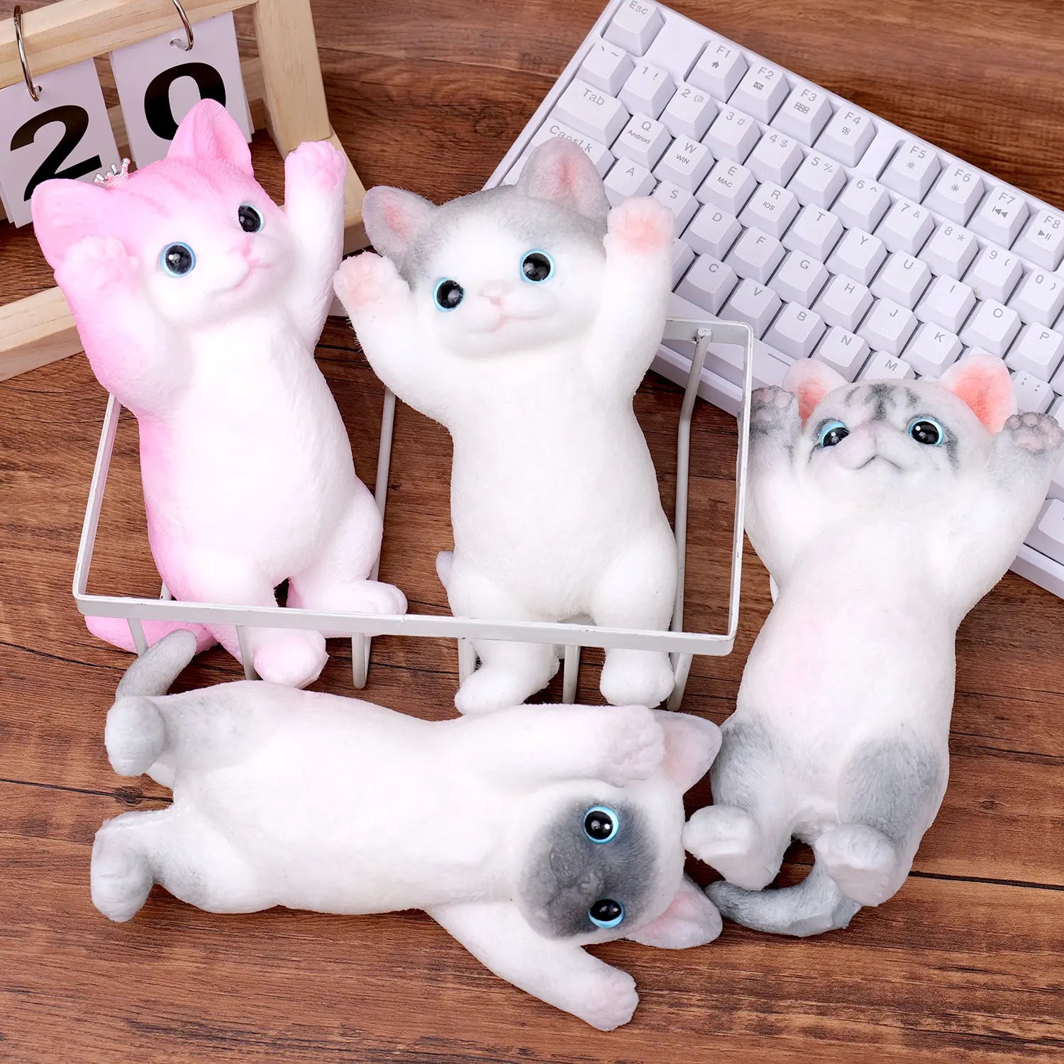 🔥Last Day 50% OFF 🎨🐾Soft and Cuddly Cat – Stress-Relief Squeezable Toy