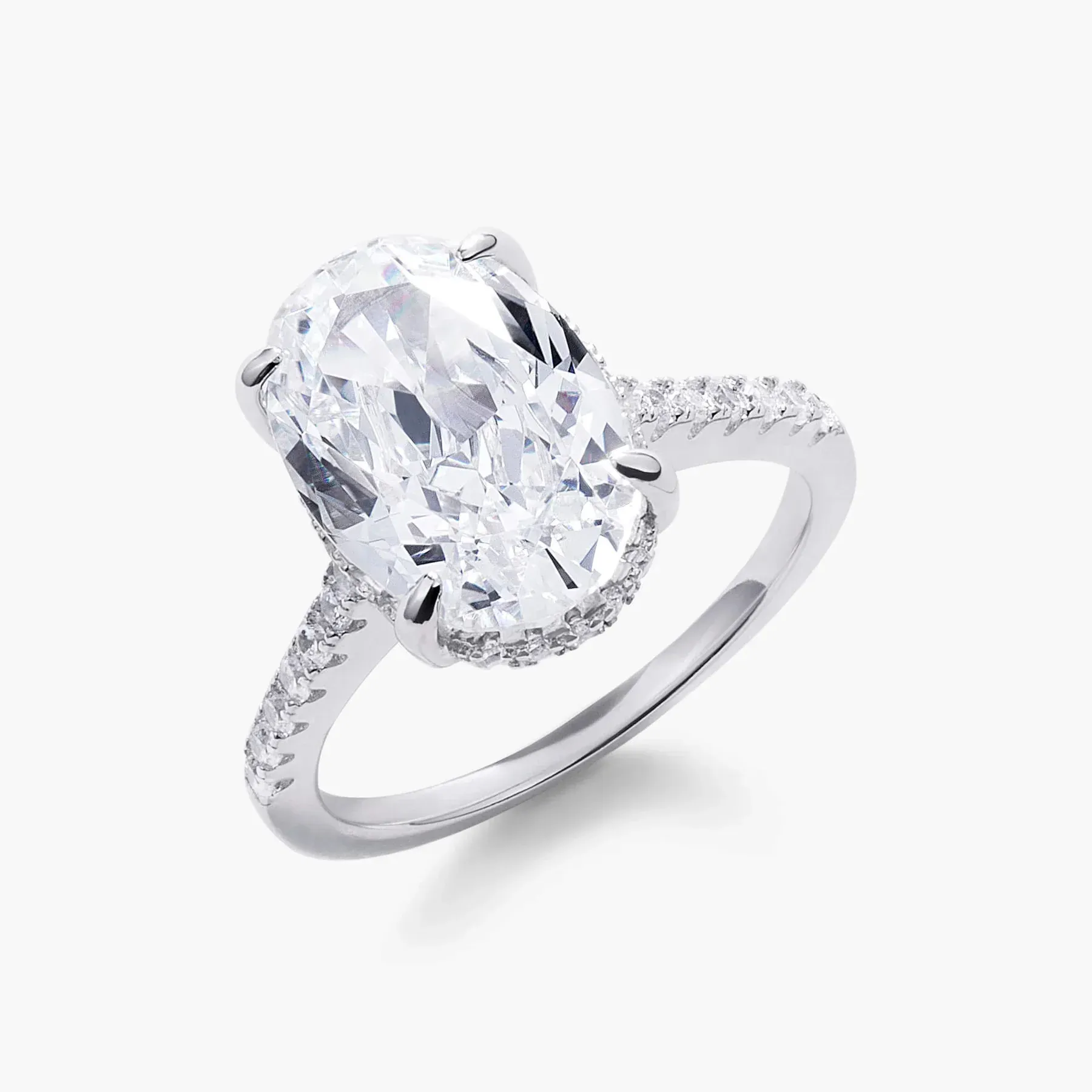 CRUSHED ICE OVAL CUT RING