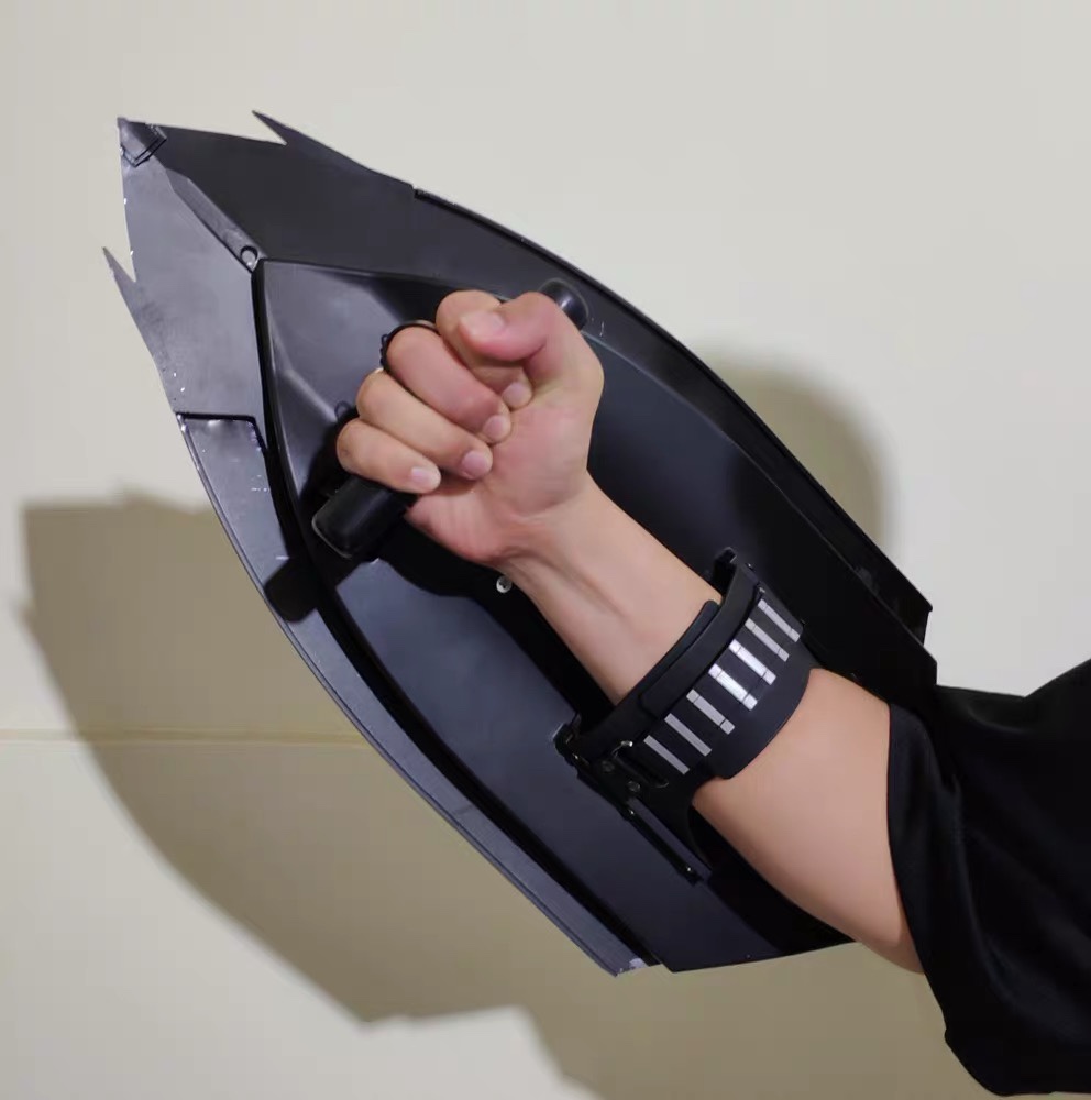 Custom Avengers Captain America Infinity War Claw Shield, 1:1 Scale Full-Metal Desktop Mechanical Model, Gift for Men