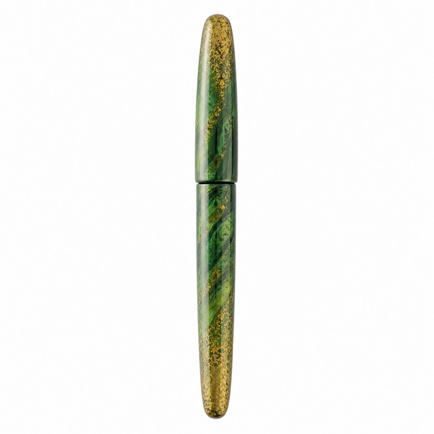 Penna stilografica verde e oro con dettagli dorati