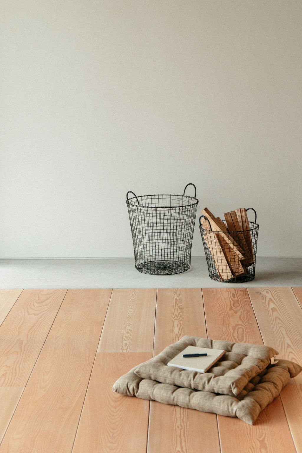 round wire storage basket – medium