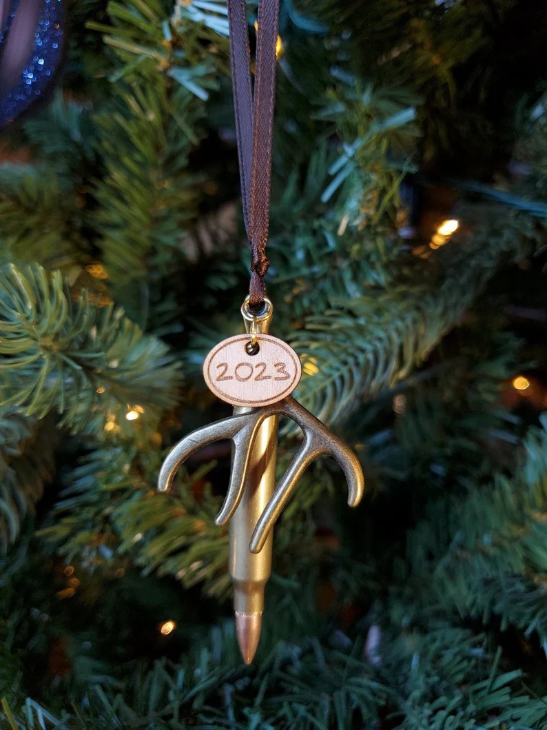 2023 Hunting Christmas Ornament